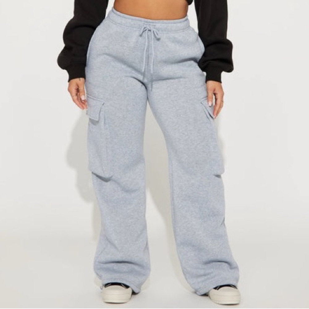 Fashion Nova Heather Gray Cargo Joggers